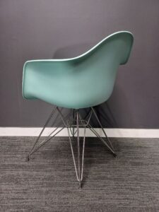 Designer Chair | FIL Furniture