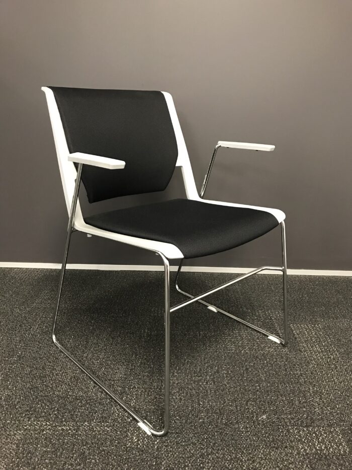Meeting Chairs | FIL Furniture