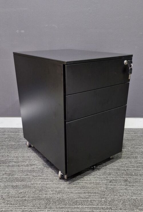 Mobile Storage Solutions | FIL Furniture