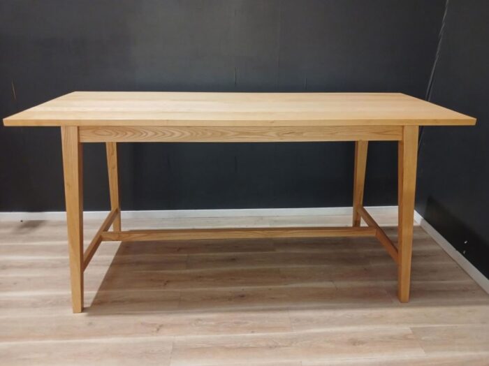 Bar Leaner | FIL Furniture