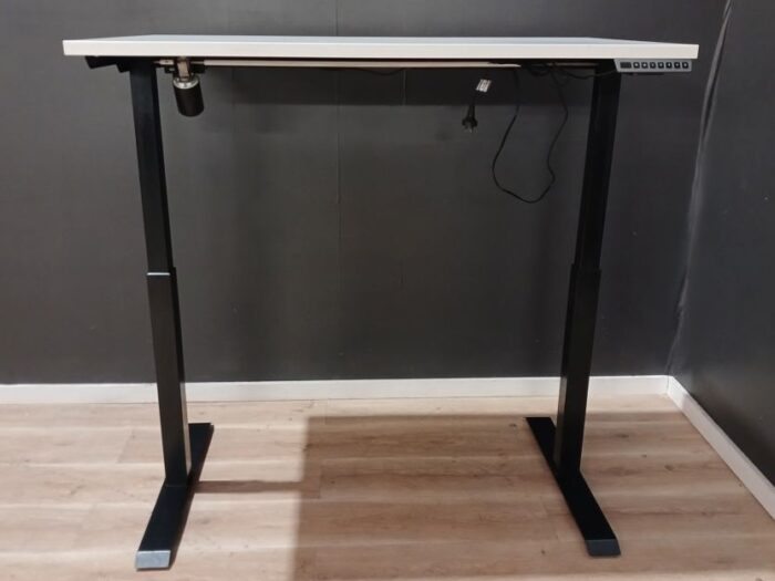 Enviro Electric Sit to Stand Desk | FIL Furniture