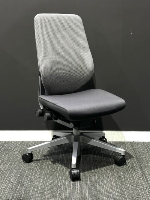 Ergonomic Office Chair | FIL Furniture