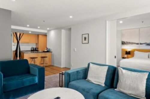 Modern Coat Stand | FIL Furniture