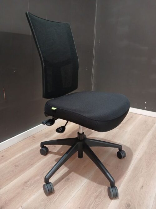 Ergonomic Office Chair | FIL Furniture