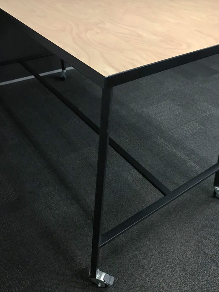 Bar Leaner | FIL Furniture
