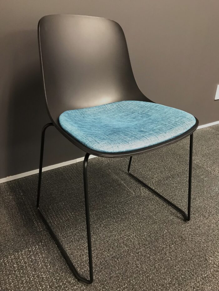 Meeting Chairs | FIL Furniture