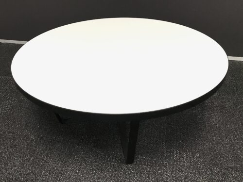 Coffee Table | FIL Furniture