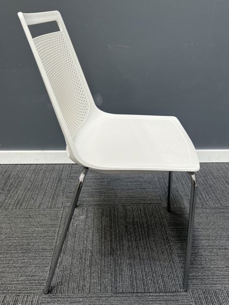 Modern Café Chairs | FIL Furniture