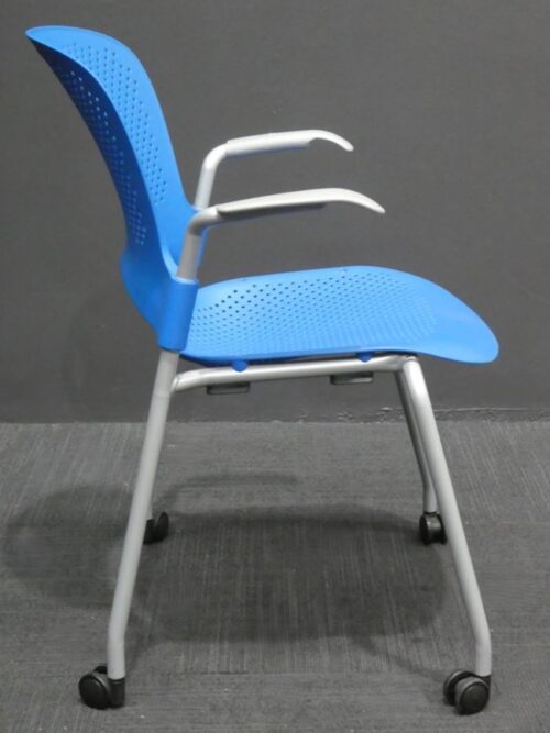 Meeting Chairs | FIL Furniture