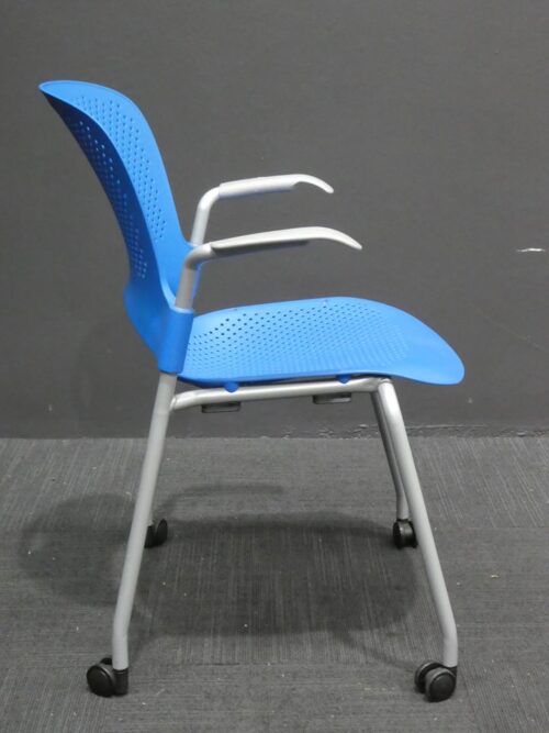 Meeting Chairs | FIL Furniture