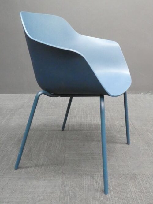 Modern Café Chairs | FIL Furniture