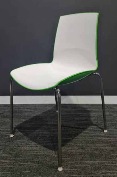 Modern Café Chairs | FIL Furniture