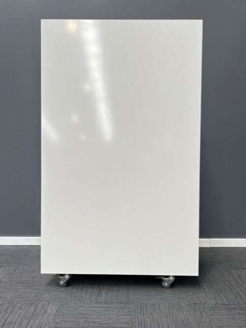 Whiteboard | FIL Furniture