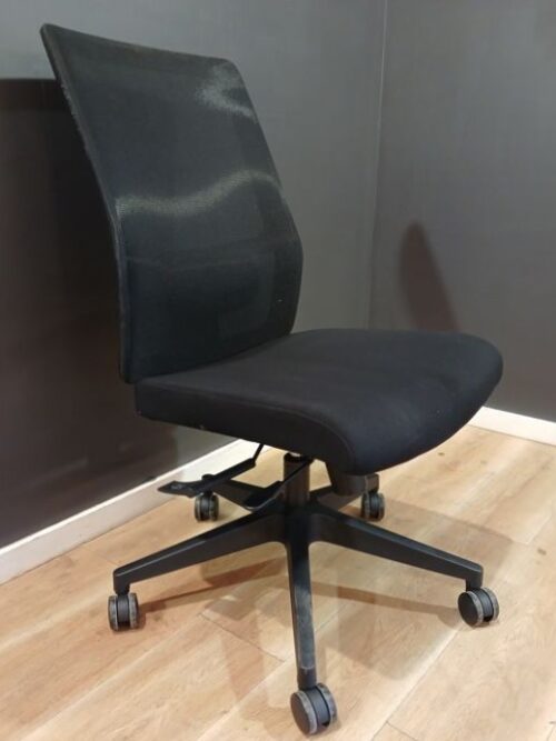 Ergonomic Office Chair | FIL Furniture