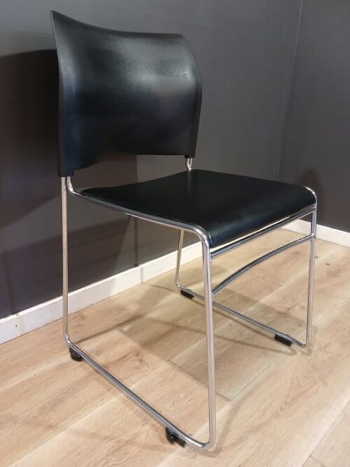 Meeting Chairs | FIL Furniture