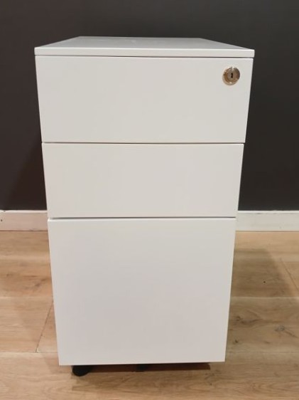 Mobile Storage Solutions | FIL Furniture